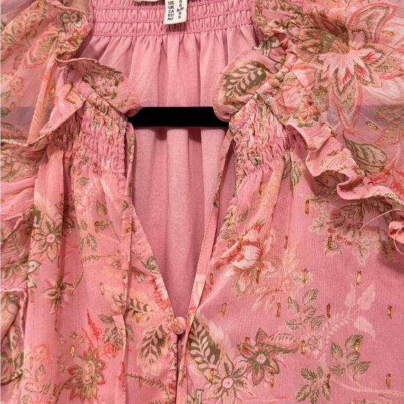 Pink Floral Ruffle Blouse - Picture 3 of 7